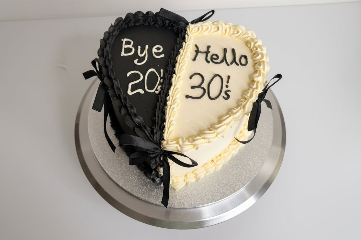 Gâteau cœur "Hello bye"- Disponible sous 3 jours
